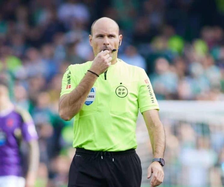Árbitros amenazan con entrar en huelga en futbol español