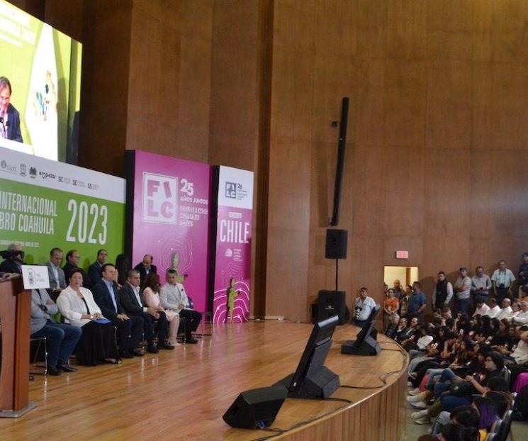 Presenta UANL oferta literaria en la FIL de Coahuila Presenta UANL oferta literaria en la FIL de Coahuila