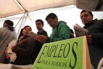 Hay 1.7 millones de desempleados en M&eacute;xico