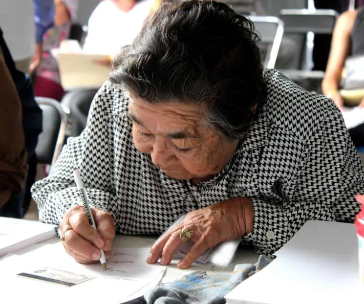 Anuncian fechas para entregar nuevas tarjetas de Bienestar