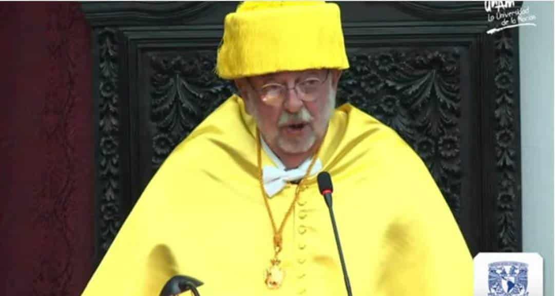 Rector de la UNAM recibe doctorado honoris causa