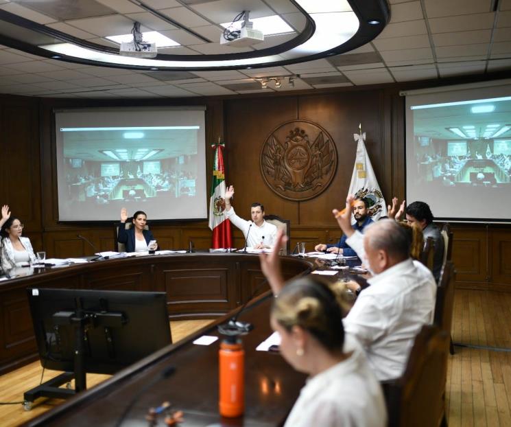 Pide licencia Basave para ir a casarse a Guadalajara