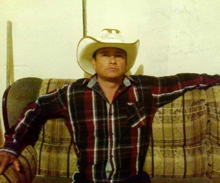 Hallan con vida a trailero desaparecido Hallan con vida a trailero desaparecido