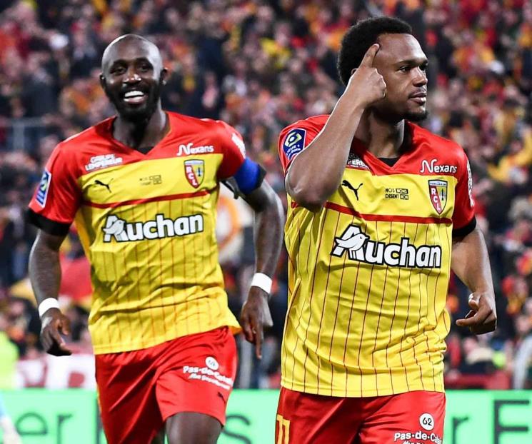 El Lens vence al Marsella y se acercan al PSG