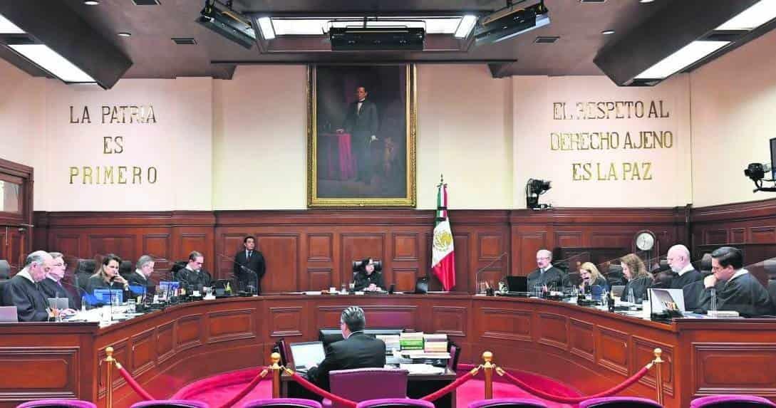 Amparos, opción ante las reformas exprés: Coparmex