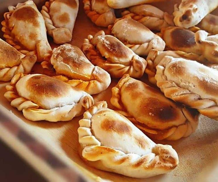 Prepara turcos, empanadas al estilo Nuevo León