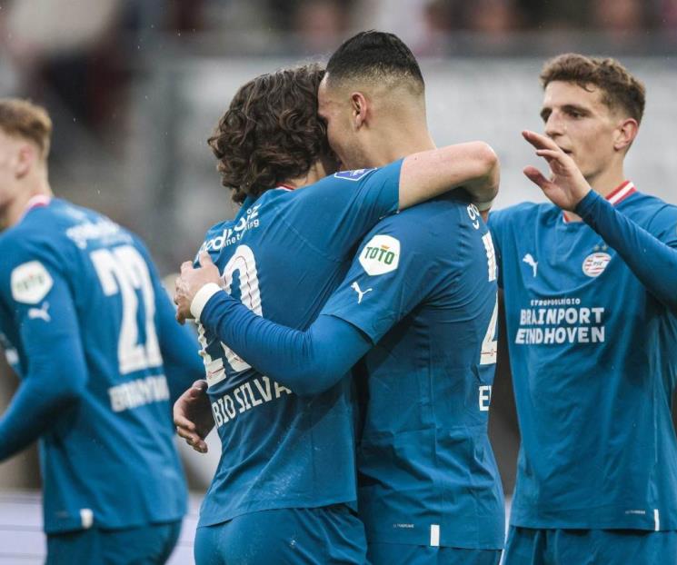 PSV frena título del Feyenoord