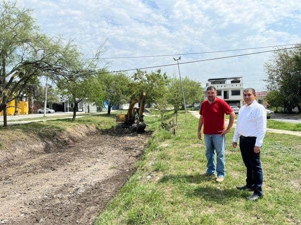Previenen inundaciones con desazolve en Juárez
