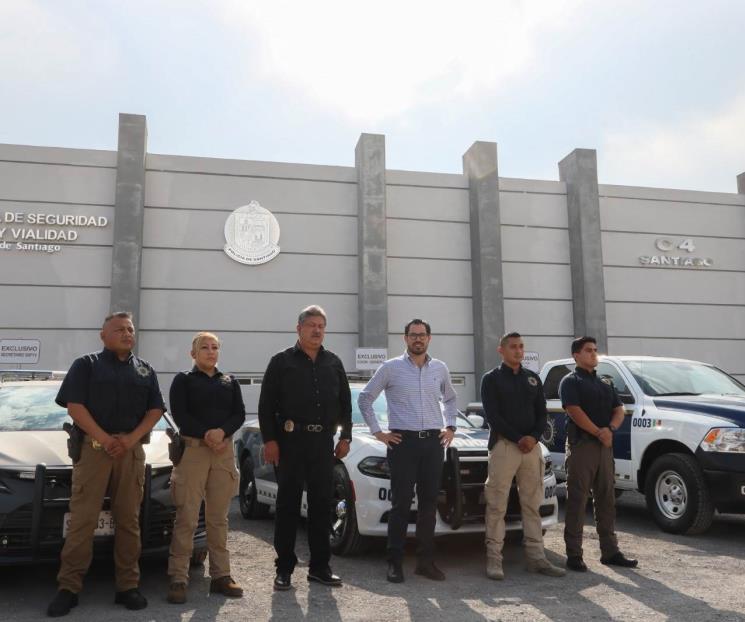 Estrena Santiago unidades de Seguridad