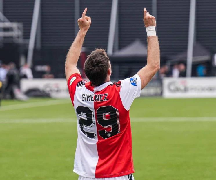 Anota Santi con Feyennord y logra récord histórico