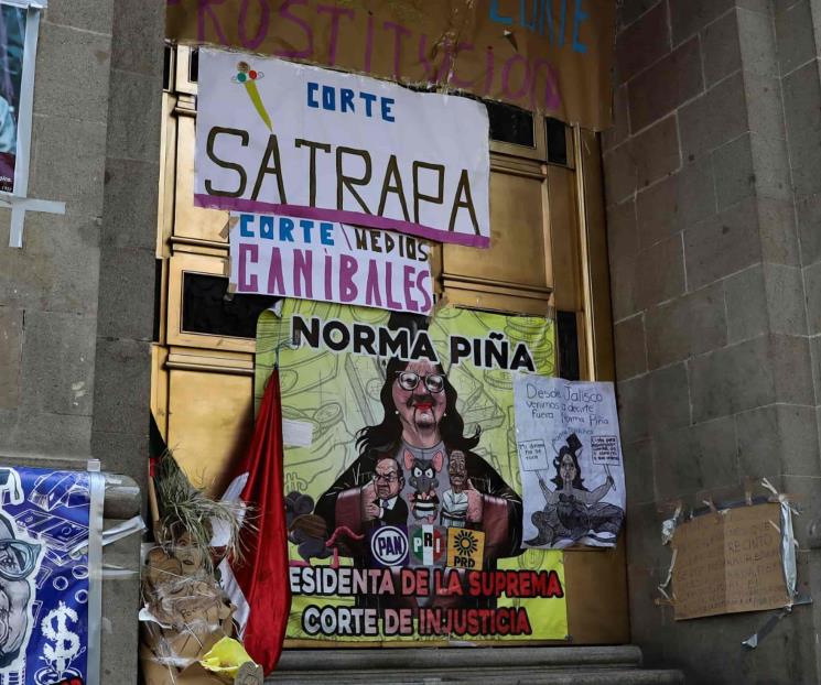Continúan protestas contra ministros
