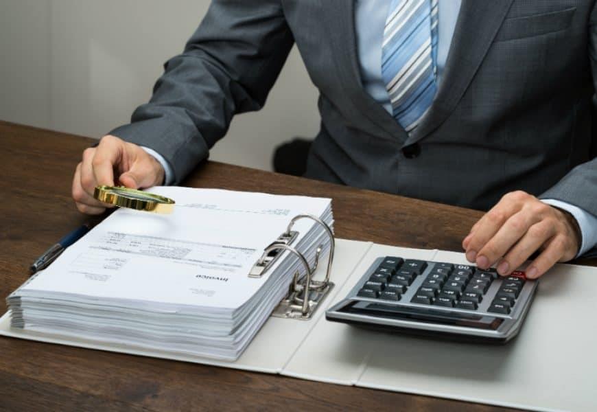 Se dispara presión a empresas para que laven dinero