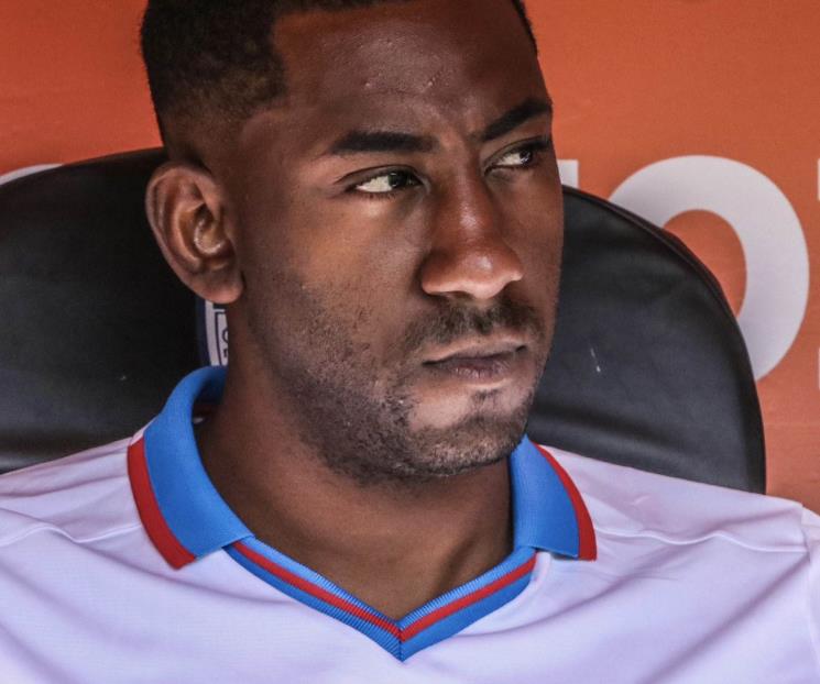 Confirma Cruz Azul la salida de Carneiro