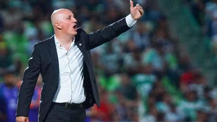 ¿Técnico de Santos hizo de menos al Monterrey?