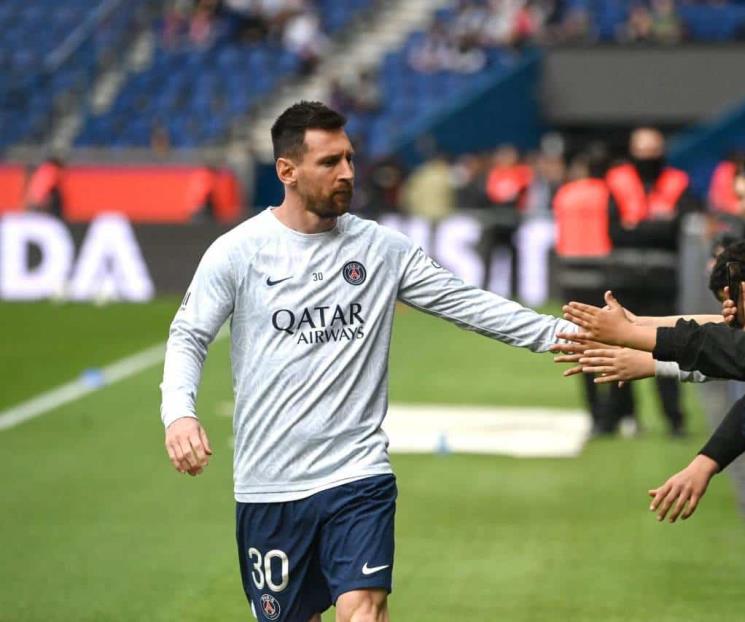 Salida de Busquets abriría llegada de Messi al Barcelona Salida de Busquets abriría llegada de Messi al Barcelona
