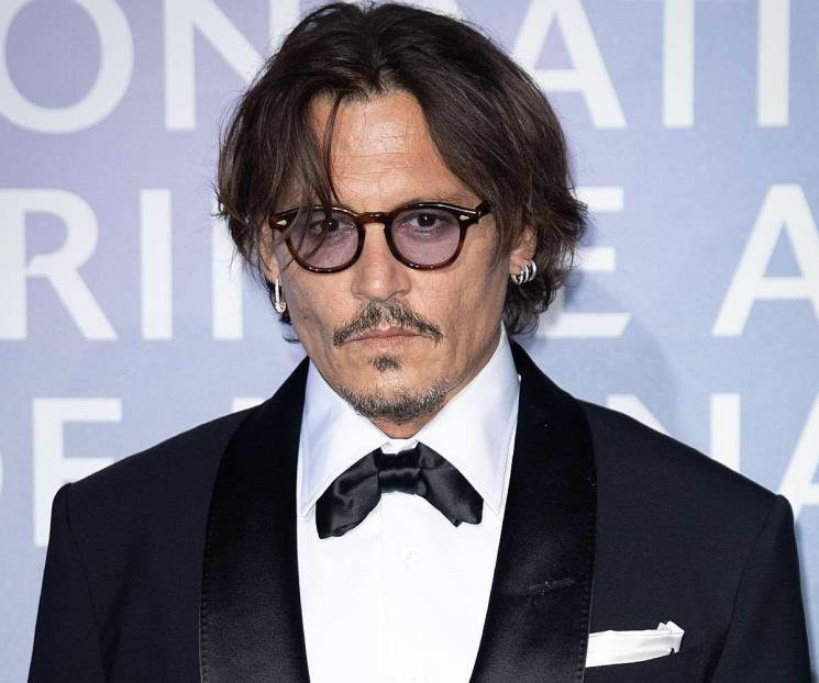 Firma Depp el contrato más grande en la historia de Dior