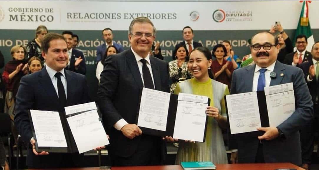 Firman convenio sobre investigación espacial