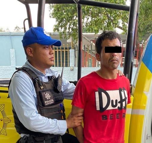 Intenta robar catalizador de camioneta Intenta robar catalizador de camioneta