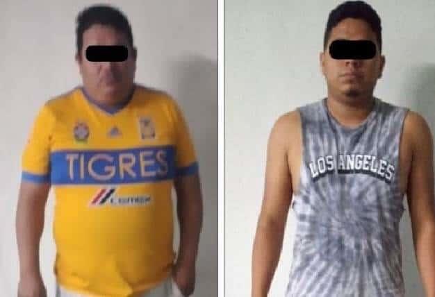 Caen dos por viajar en camioneta robada Caen dos por viajar en camioneta robada