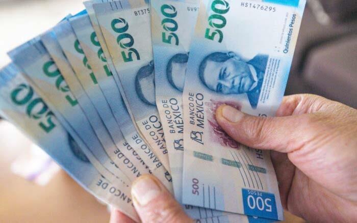 Alcanza el peso su mejor nivel en 7 años Alcanza el peso su mejor nivel en 7 años