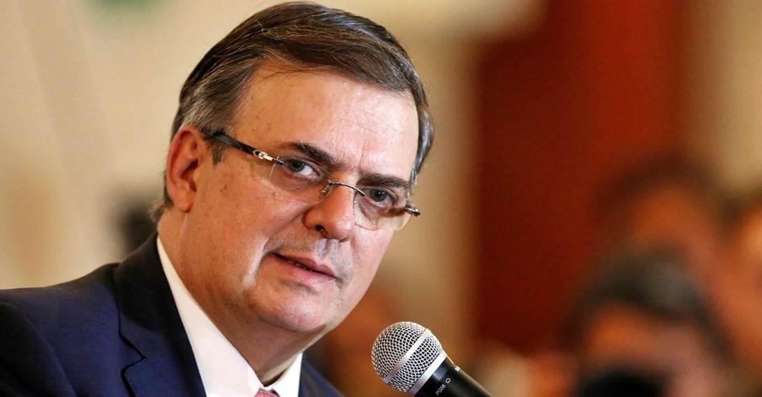 Si quieren apoyar deben pedir licencia: Ebrard