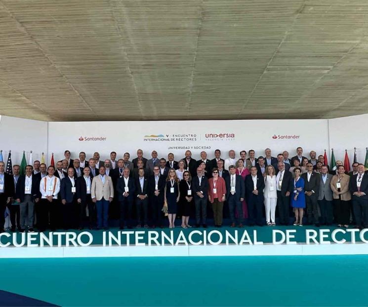 Asiste Santos Guzmán a Encuentro Internacional de Rectores Asiste Santos Guzmán a Encuentro Internacional de Rectores