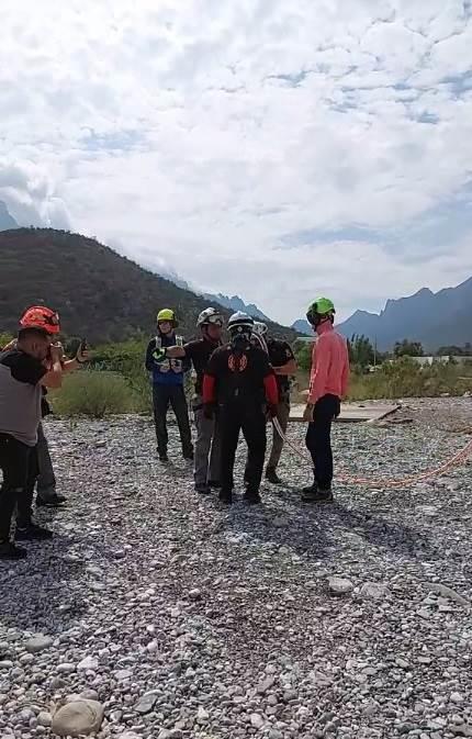 Realiza PC curso de cuerdas con helicóptero