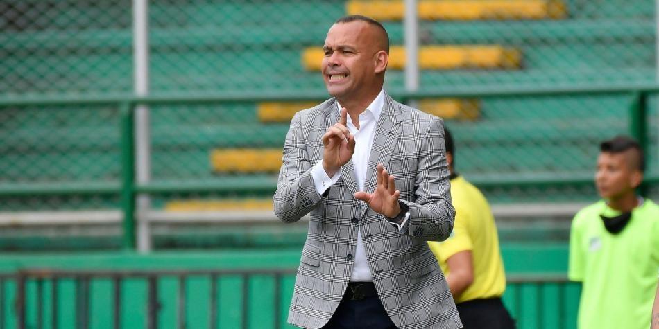 Estrena Necaxa DT