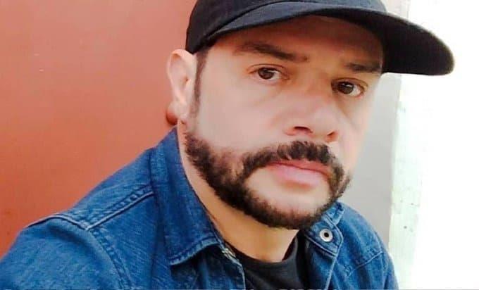 Aplazan audiencia del actor Héctor Parra