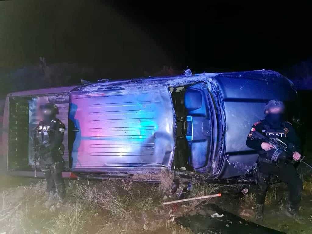 Luego de un enfrentamiento con hombres armados, elementos de Fuerza Civil abatieron a tres presuntos delincuentes, la madrugada de ayer en el municipio de Anáhuac, al norte de Nuevo León