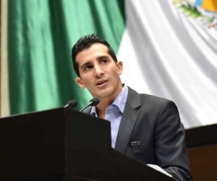 Entristece a Pacheco falta de apoyo de gobierno