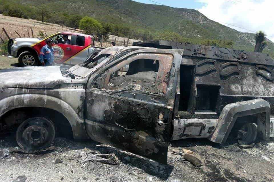 Más de cinco millones de pesos quedaron reducidos a cenizas, al incendiarse una unidad blindada de una empresa de valores en el municipio de Arramberi