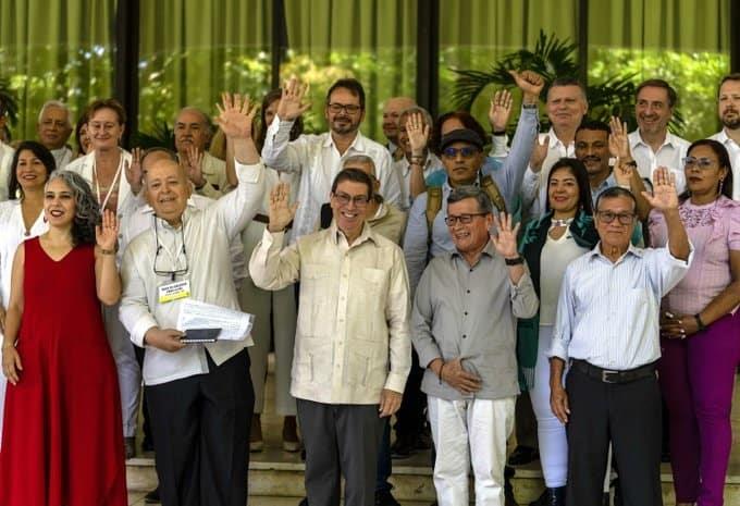Retoman diálogo para la paz de Colombia Retoman diálogo para la paz de Colombia