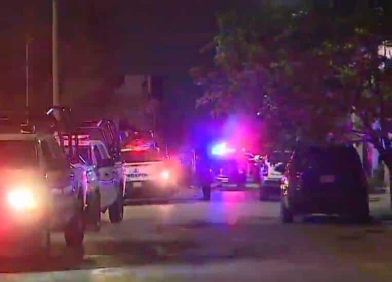 Un hombre resultó lesionado luego de que intentaron ejecutarlo en la Colonia La Unidad, en el municipio de Escobedo, donde la policía detuvo a una pareja cuando huían y estarían involucrados en los hechos.