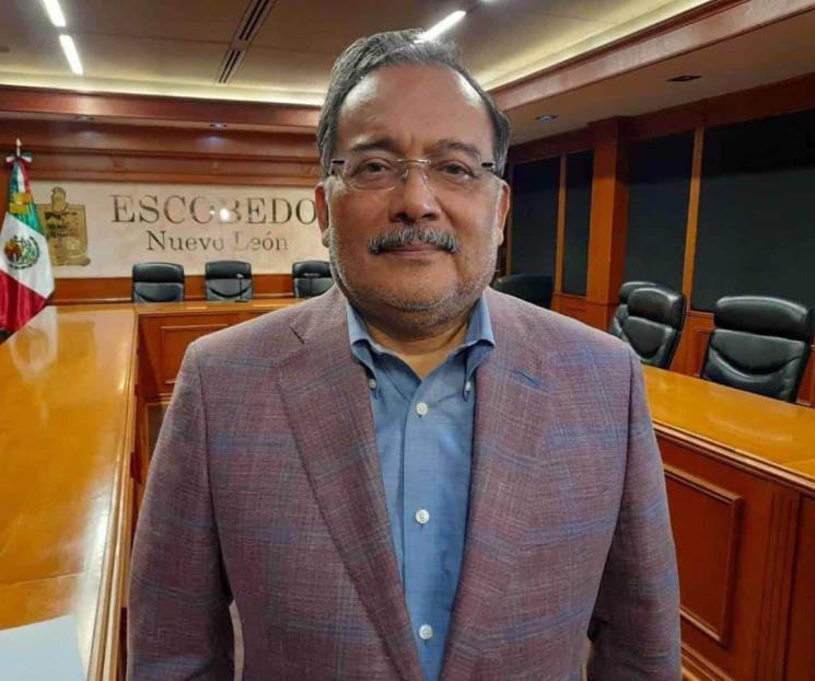 Pone Escobedo primera piedra para complejo deportivo