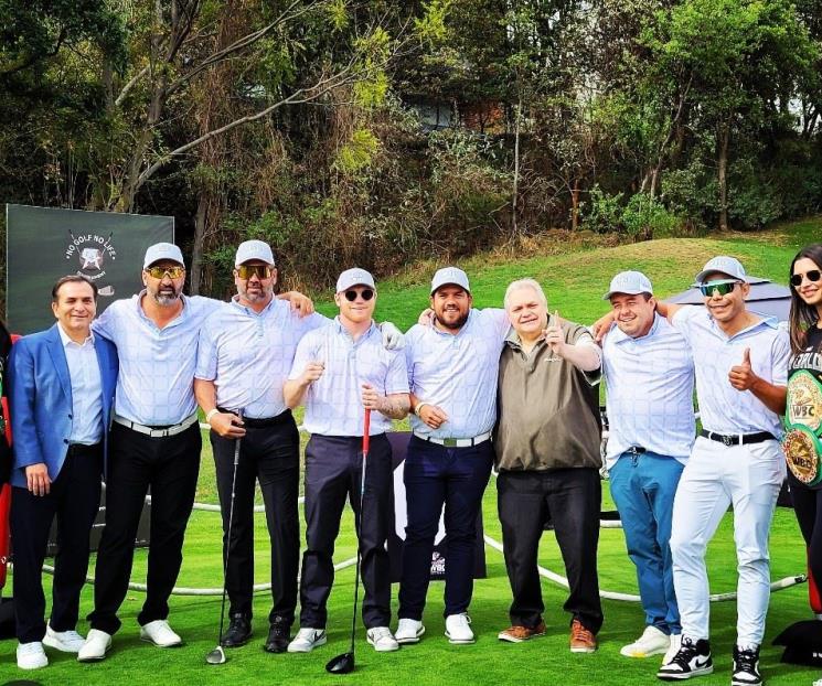 Se entretiene Canelo con el Torneo No Golf, No Life
