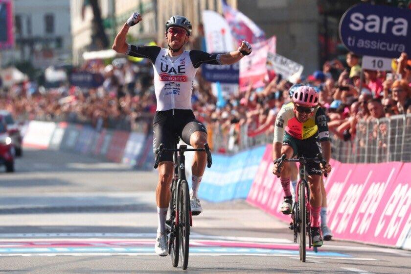 La etapa 15 del Giro de Italia se la lleva McNulty La etapa 15 del Giro de Italia se la lleva McNulty