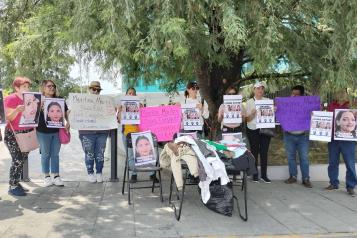 Protestan por falta de resultados en caso de desaparecidas