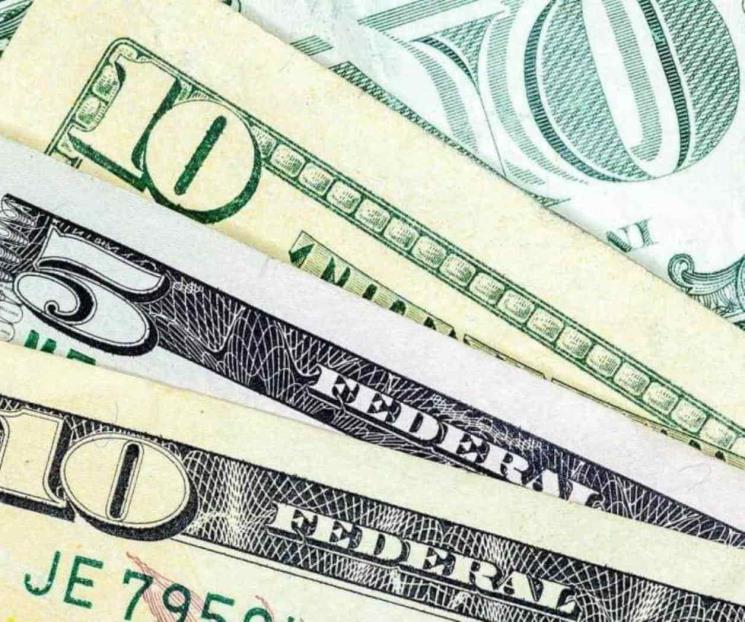 Dólar inicia la semana en 17.93 unidades
