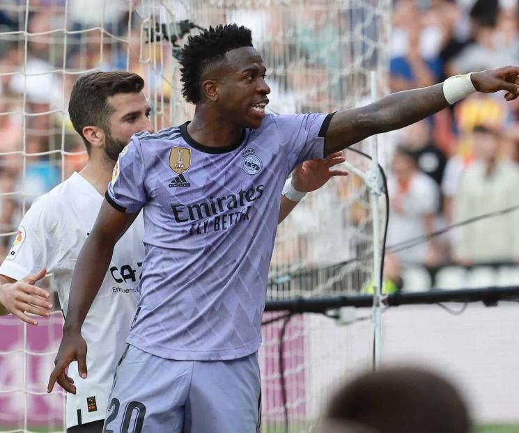 Señala Vinícius a España como un país de racistas