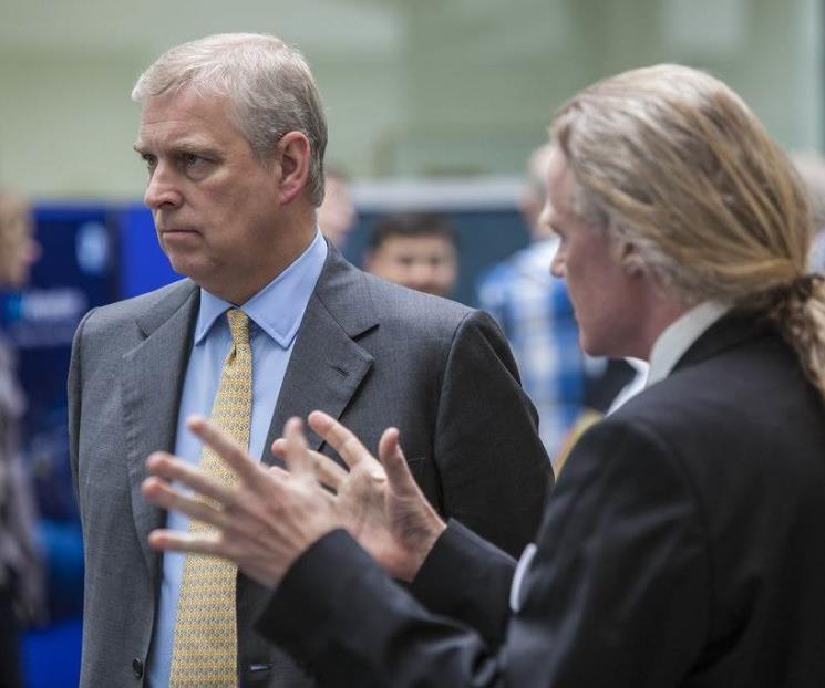 El último recurso del príncipe Andrés para evitar desalojado El último recurso del príncipe Andrés para evitar desalojado