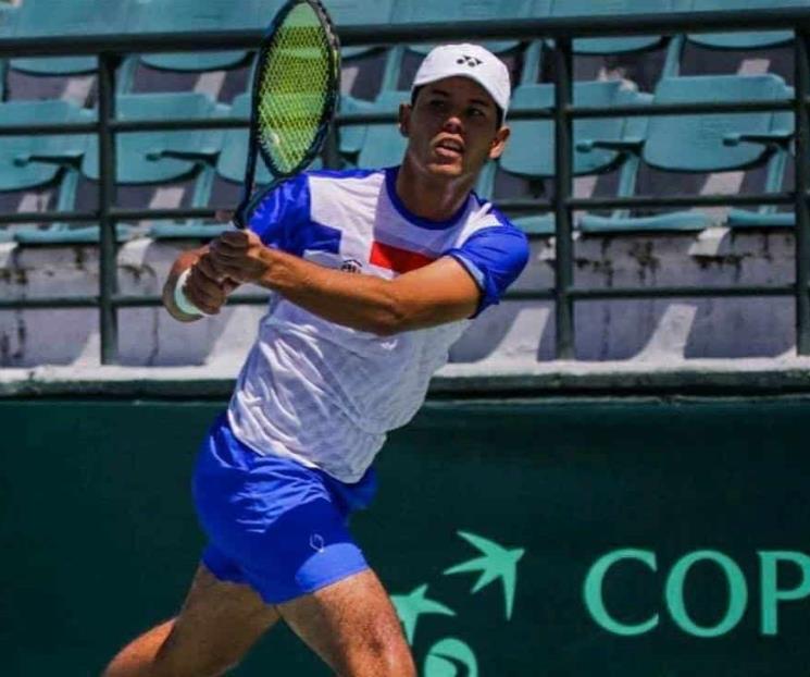 Avanza Karatsev en clasificatorio de Roland Garros