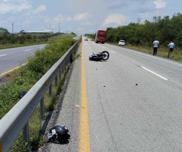 Sufre amnesia tras derrapar moto