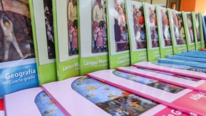 Revocan suspensión que impedía a la SEP impresión de libros