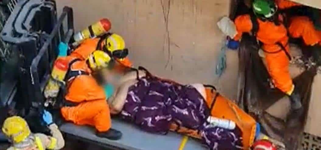 Hombre con síndrome de Diógenes es rescatado en Barcelona