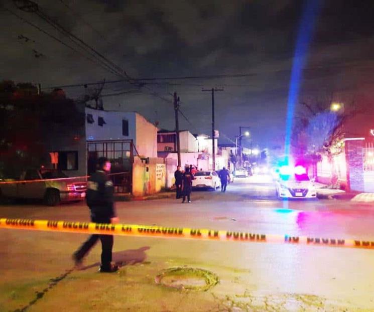 Ejecutan a hombre; hieren a menor