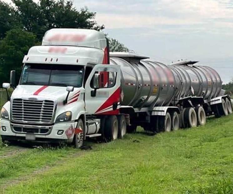 Aseguran tráileres con hidrocarburo de dudosa procedencia