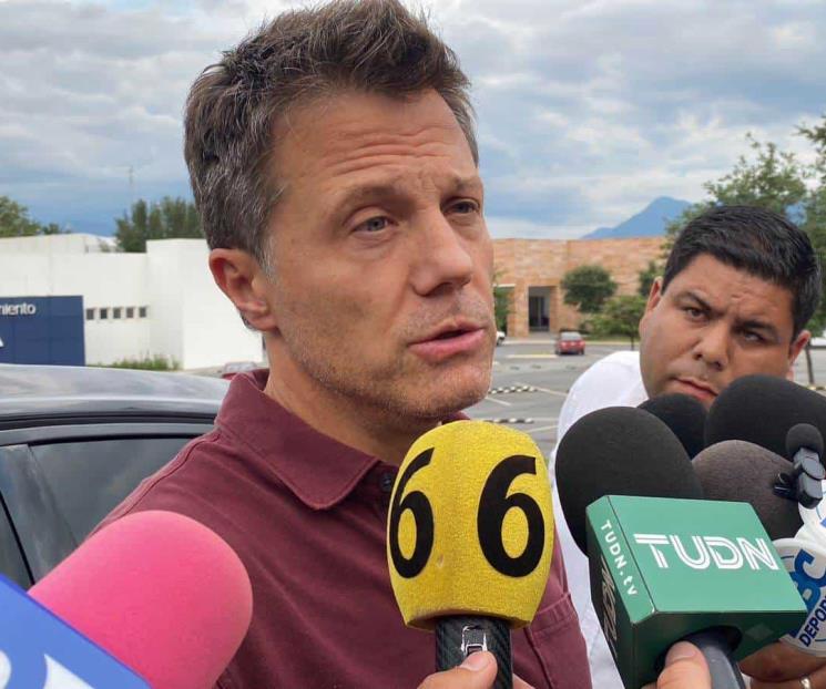 Son más malas que buenas para el Tato como presidente