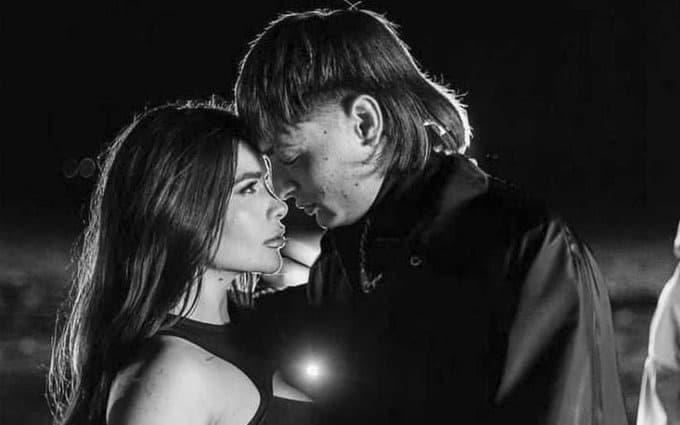 Peso Pluma lanza nueva canción y se viraliza