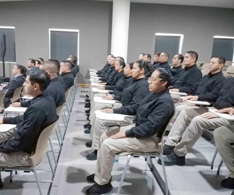 Reporta FGE déficit de 400 elementos